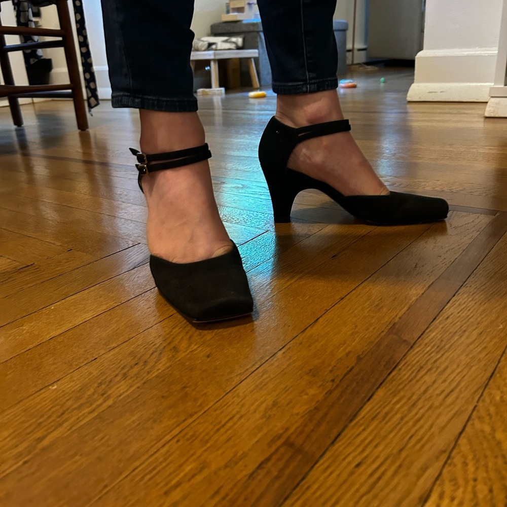 Vintage Charles Jourdan Mary Jane’s with double ankle strap , size 7